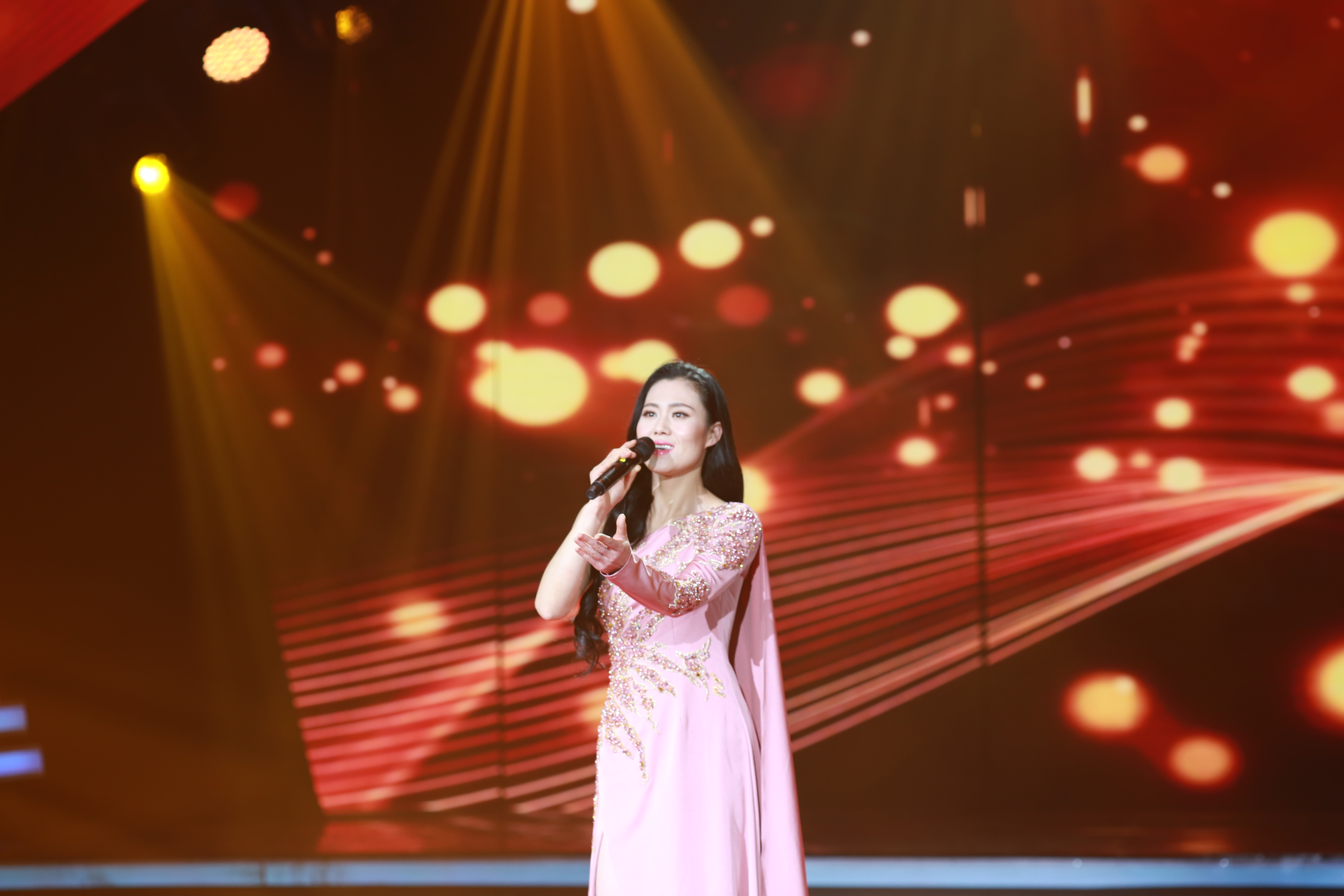  p data-id="gnb976l31l">赵东晓,星光大道选手 /p>