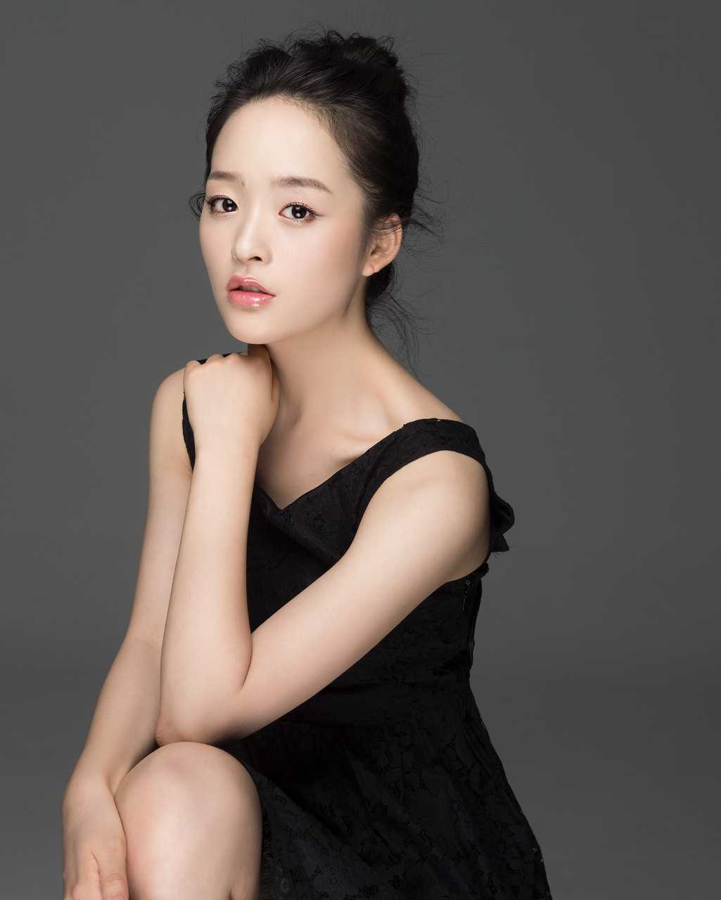  p>张琳,青年演员,代表作《 a target="_blank" href="/item/判你有罪