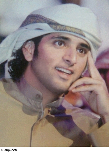  p>哈姆丹·本·穆罕默德·本·拉希德·阿勒马克图姆(阿拉伯语