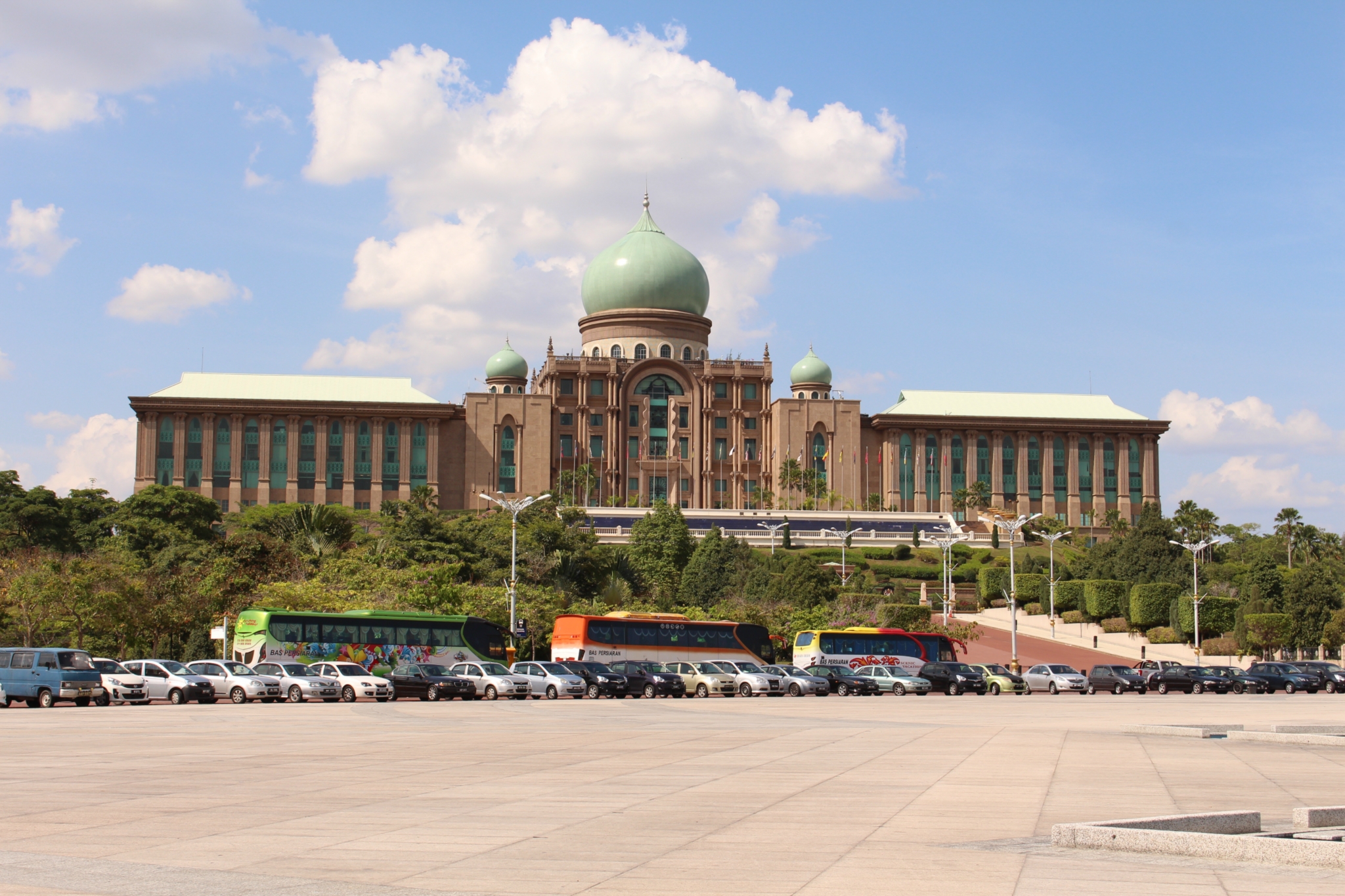  p>登嘉楼州(马来语:negeri terengganu),旧称丁加奴,是 a target="