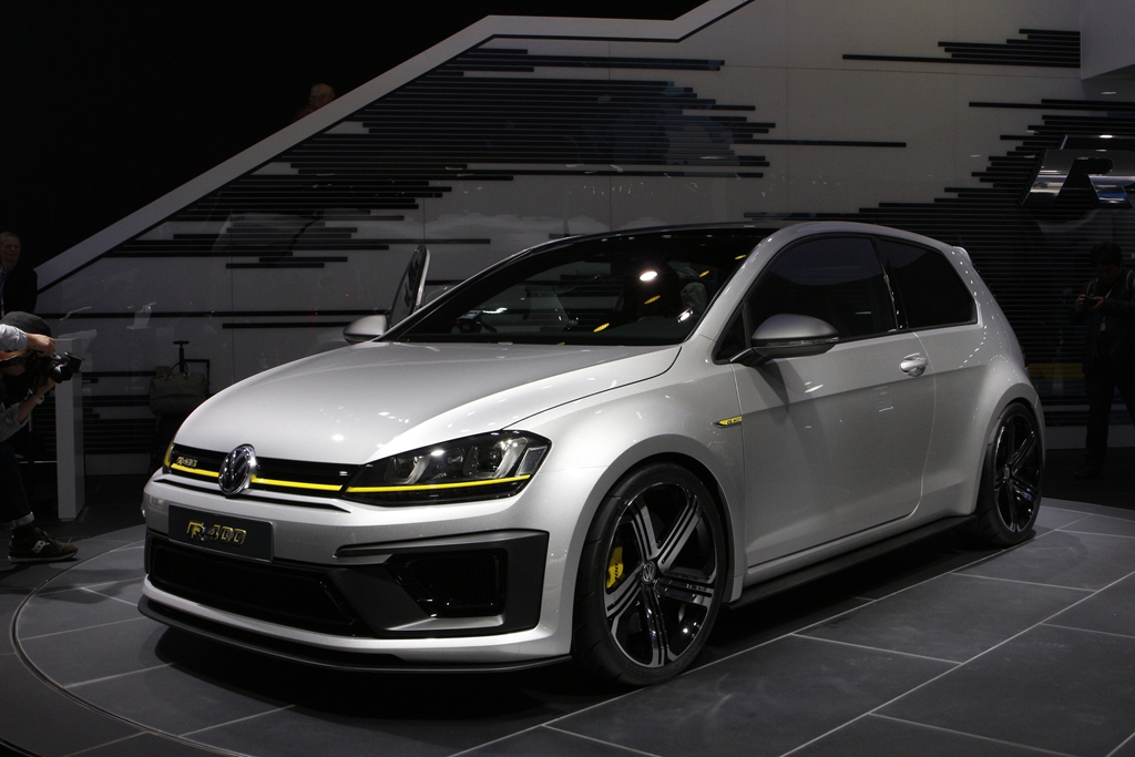  p>大众 a href="#" data-lemmaid="2803624">高尔夫 /a>r400是基于