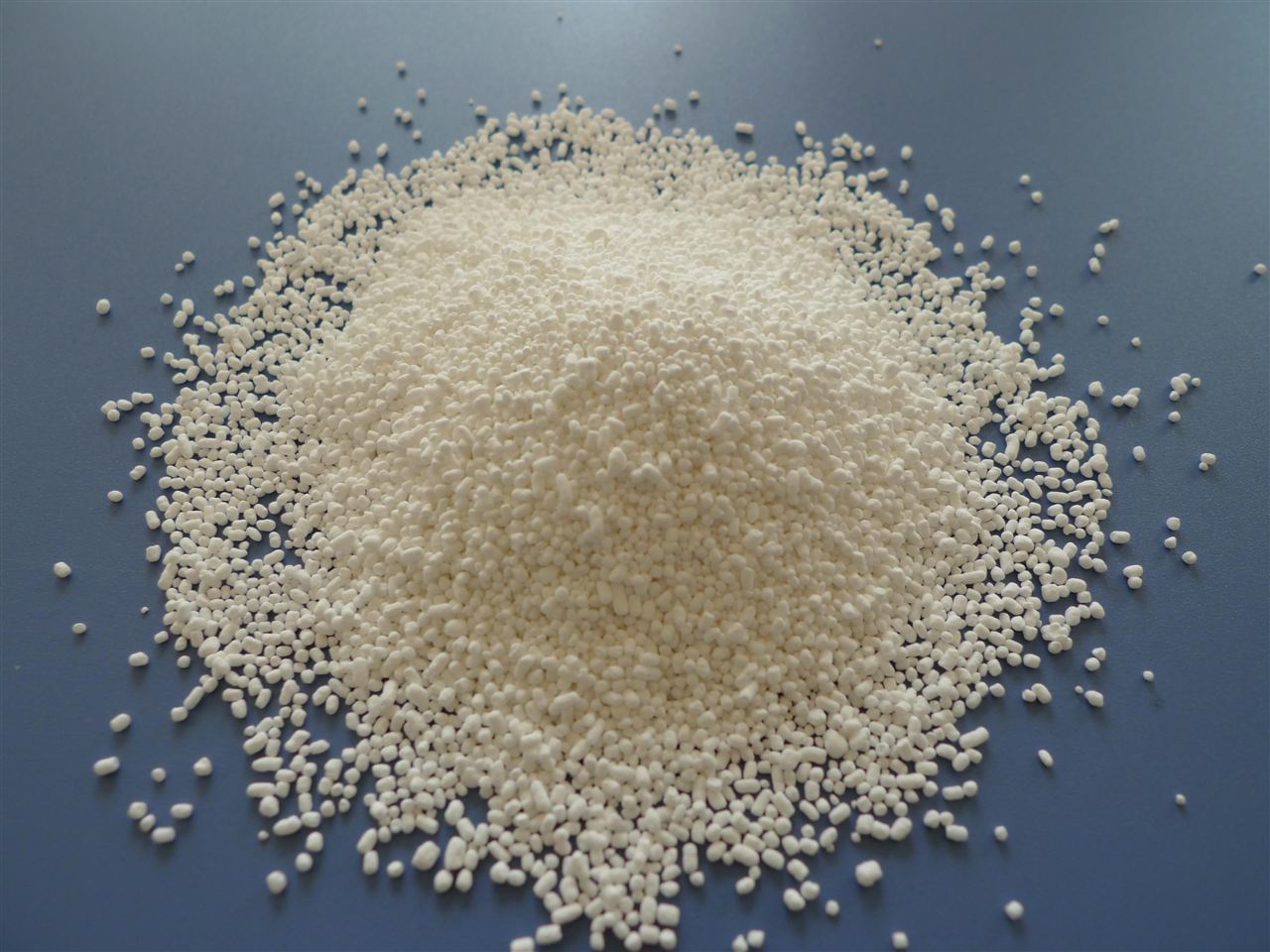 氯乙烯接枝聚丙烯酸醋树脂