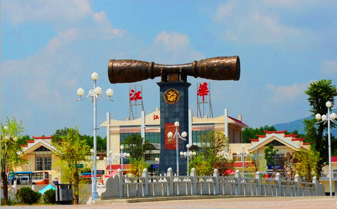  p>江华瑶族自治县是湖南省 a target="_blank" href="/item/永州市">