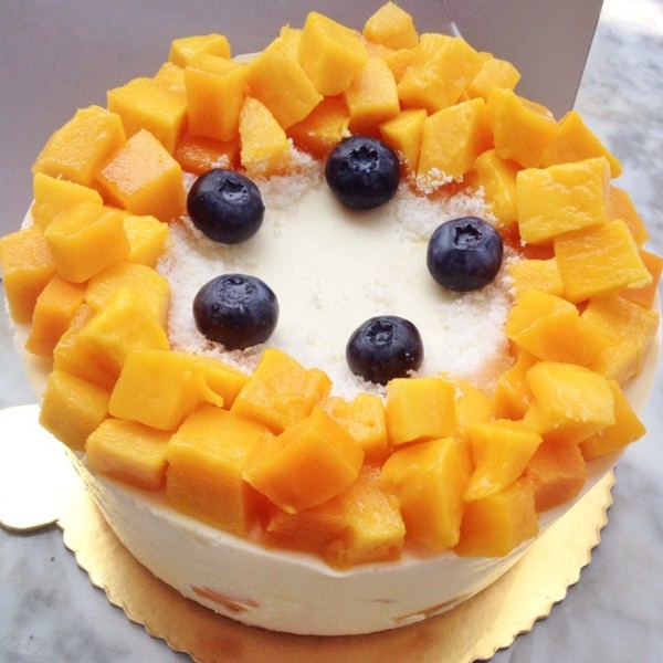 酸奶芒果慕斯蛋糕