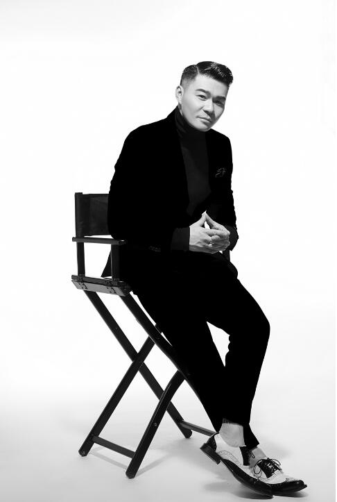  p>王冠淇(david king),原名王笑,1981年8月9日