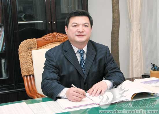  p>樊兆杰,男,汉族,1969年1月生,山东郓城人,中共党员,大学学历,经济