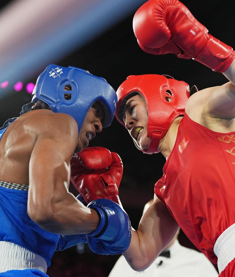 雅典娜·美比奇·贝隆