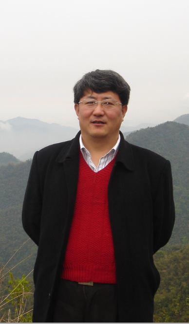  p data-id="gn94elnm6w">王和平,男,汉族,出