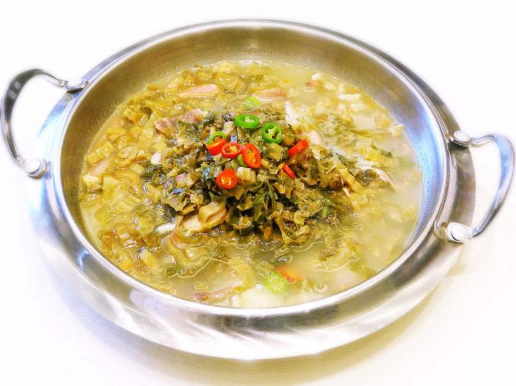 虾仁粉丝酸菜汤