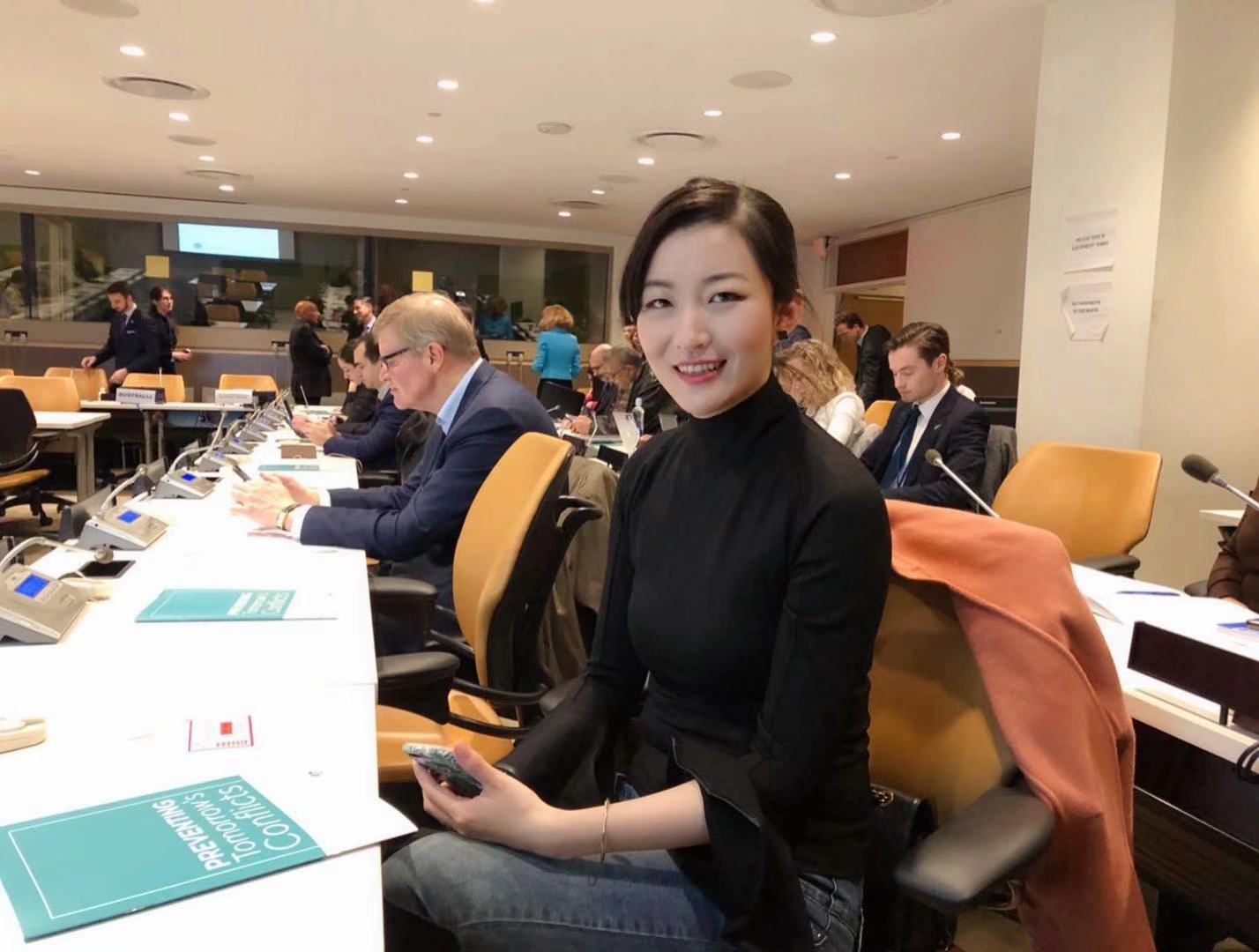  p data-id="gnf8lqa99w">康婷婷,女,硕士,暖
