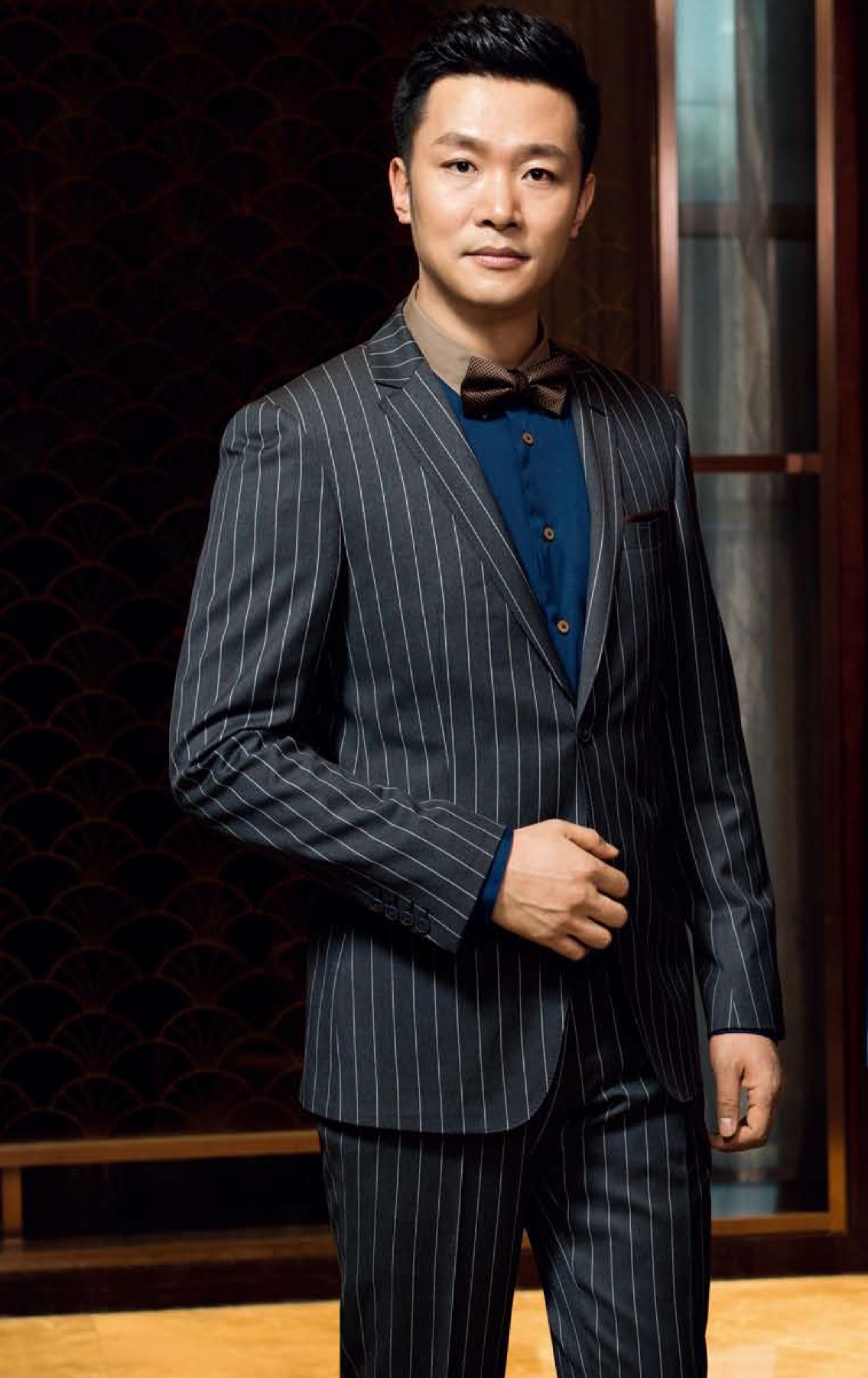 学院播音主持专业,现任安徽广播电视台节目主持人