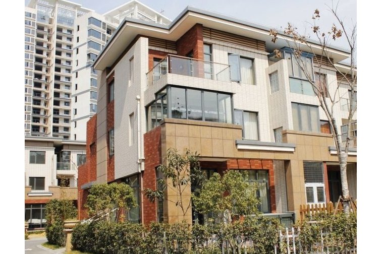  p>上隽嘉苑(别墅)位于上海市嘉定南翔,总建筑面积212500,总占地面积