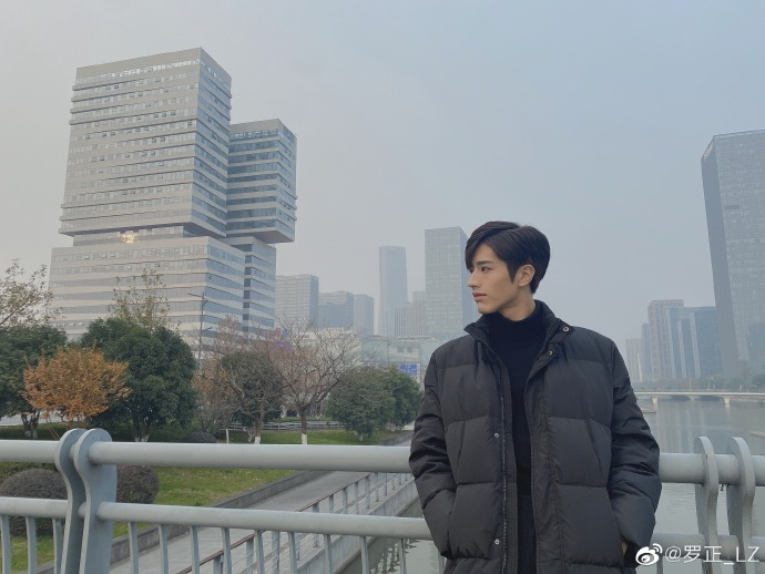 罗正（中国内地男歌手、演员）_百度百科