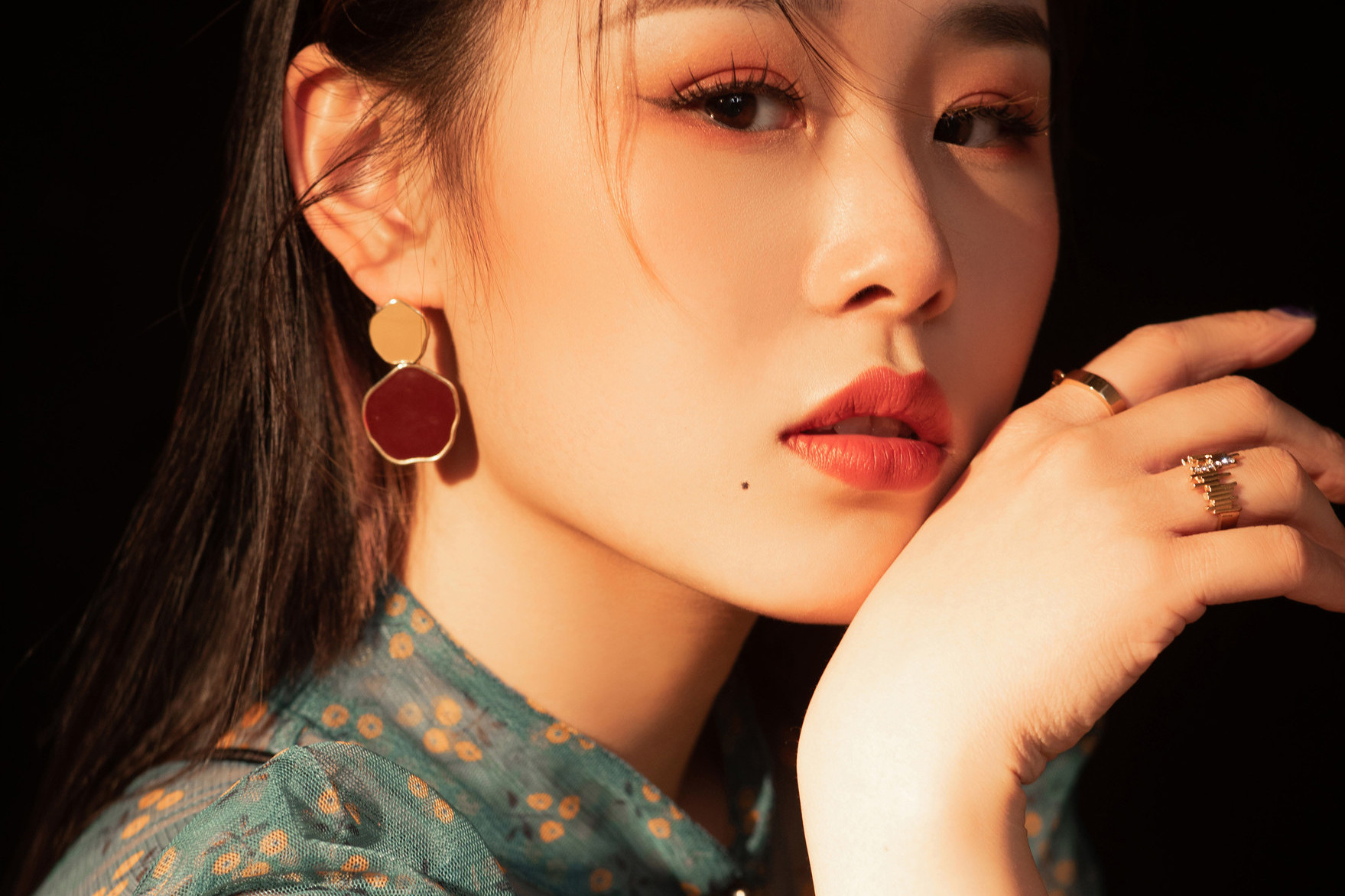 只愿爱是手中线