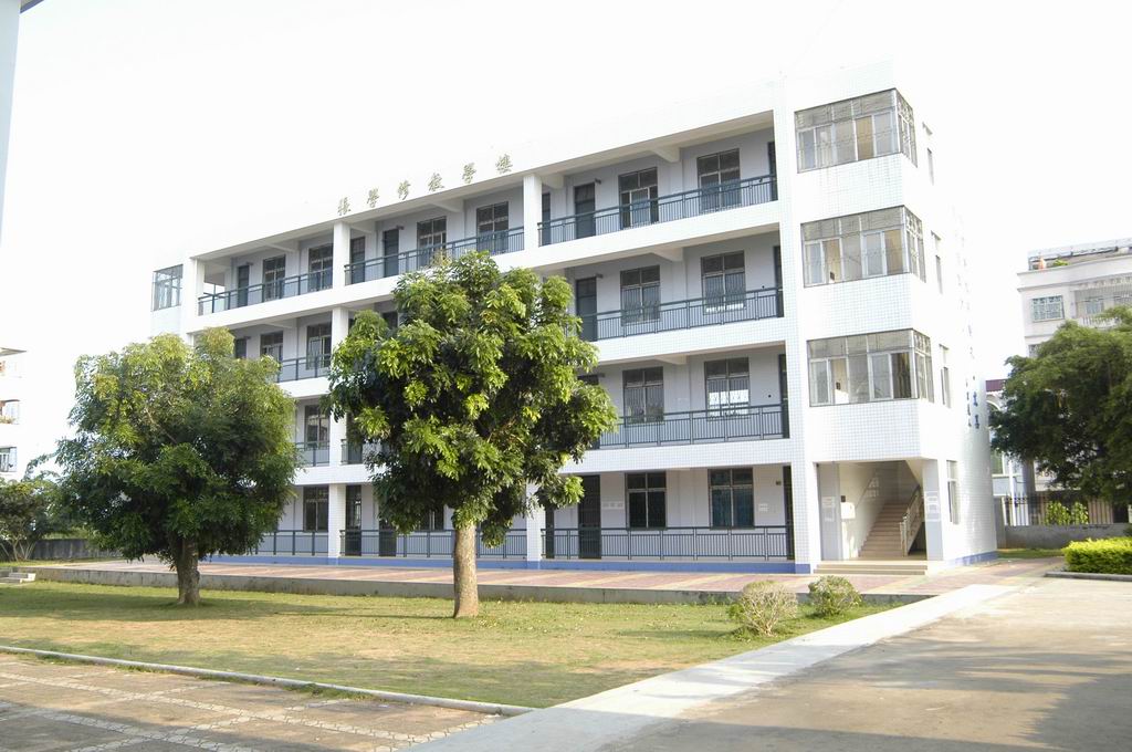 海南省文昌市华侨中学