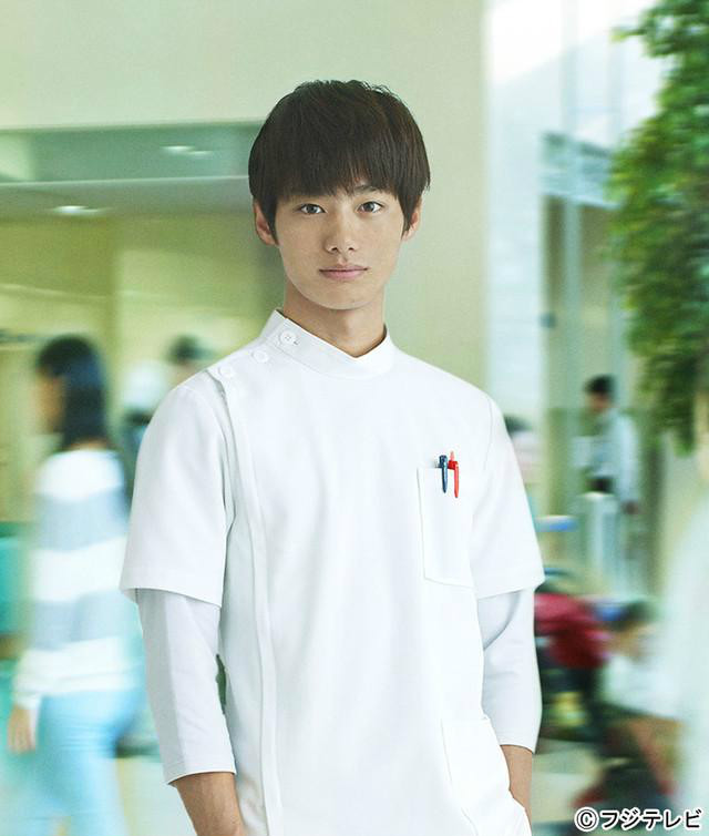 拥有四分之一的中国血统,毕业于日本堀越高校,日本男演员