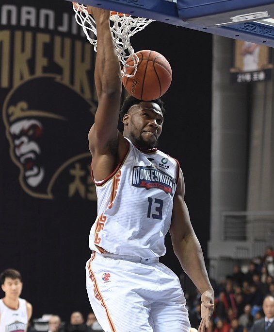  p>盖尔雄·亚布塞莱(guerschon yabusele),1995年12月17日出生于法国