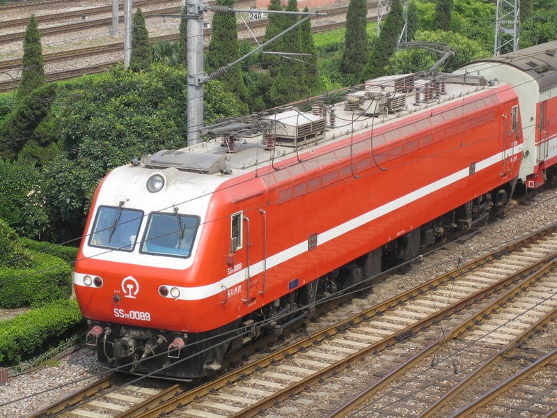 机车/4469494" data-lemmaid="4469494">韶山7e型电力机车 /a>(ss7e)