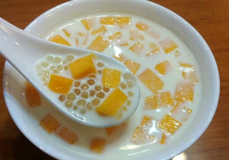 香芒草莓西米露