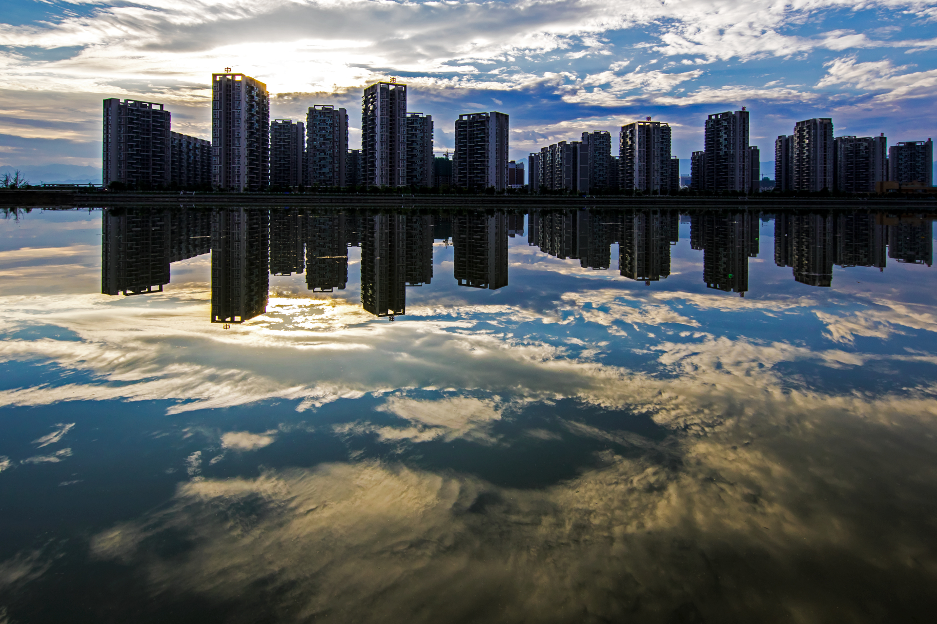 江油市