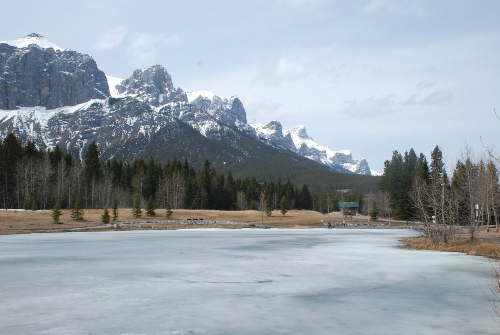  p>阿尔伯塔省(英语:alberta,又称艾伯塔省,亚伯达省,简称阿省)面积为