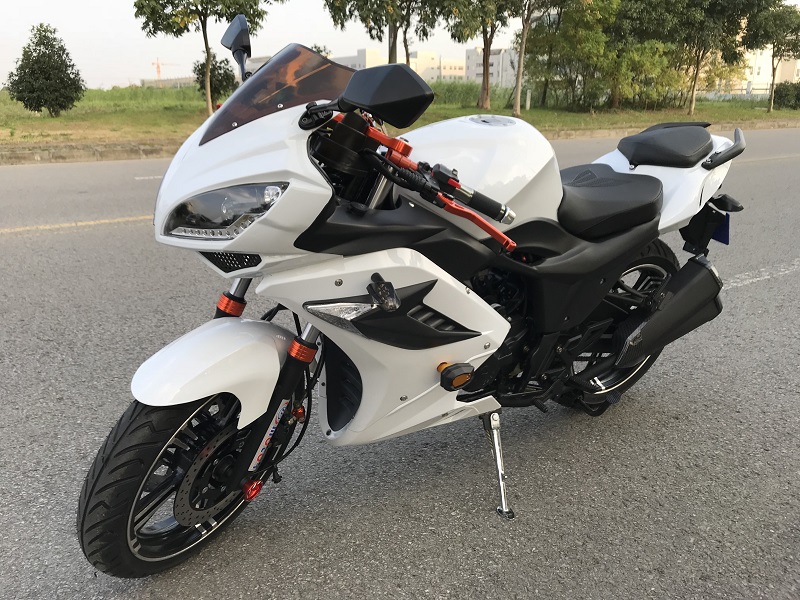  p>宁波东方凌云车辆制造有限公司于2002年01月28日成立,是一家以摩托