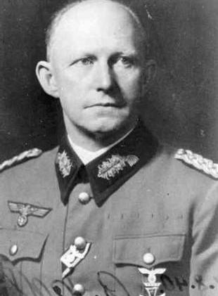  p>阿尔弗雷德·约德尔 (alfred jodl i>, /i>1890年5月10日——1946