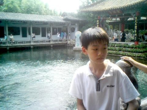 是《 a target="_blank" href="/item/快乐星球Ⅱ/3239333" data