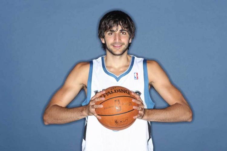  p>里基·卢比奥(ricky rubio),1990年10月21日出生于西班牙巴塞罗那