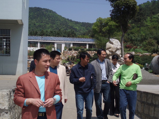 位于浙江省丽水市缙云县五云镇竟爽桥头西