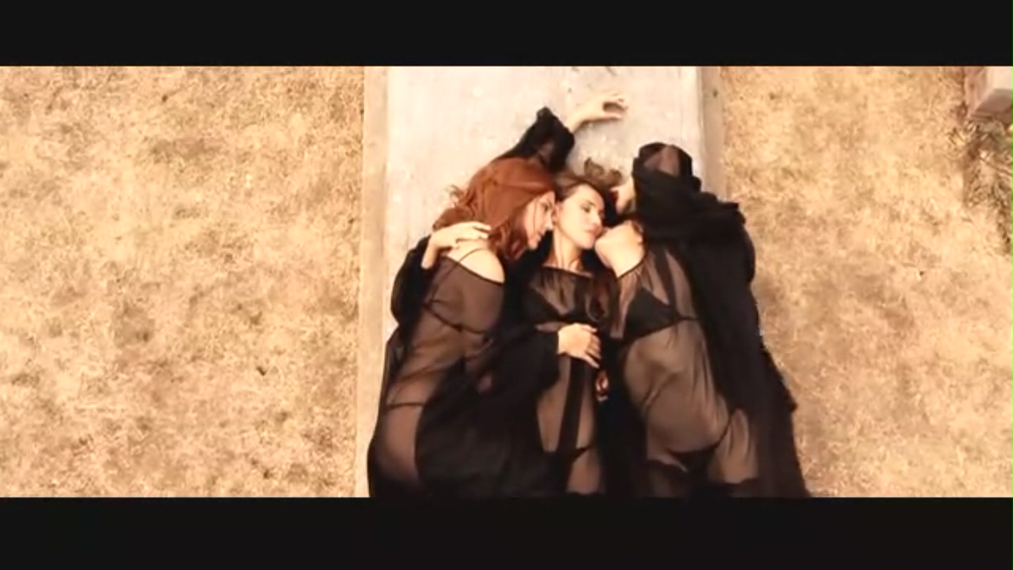 电影,影片于2008年10月24日首映于西班牙,由dunia ayaso执导,candela