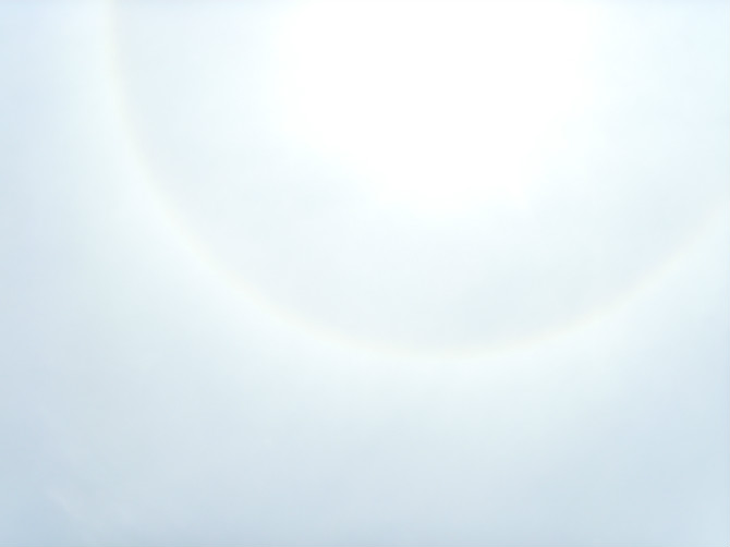 叫圆虹,一种 a target="_blank" href="/item/大气光学现象/2300775"