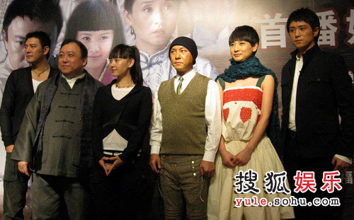 是由香港"鬼才导演"王晶执导的以黄飞鸿的事迹作为题材的电视剧,该