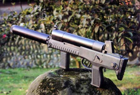  p data-id="gn8h2x336j">9毫米轻型冲锋枪(简称9毫米轻冲)是继92式9