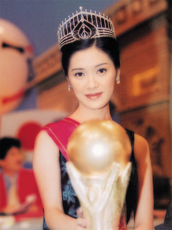  p>向海岚(anne heung),1974年10月2日生于中国香港,香港女演员.