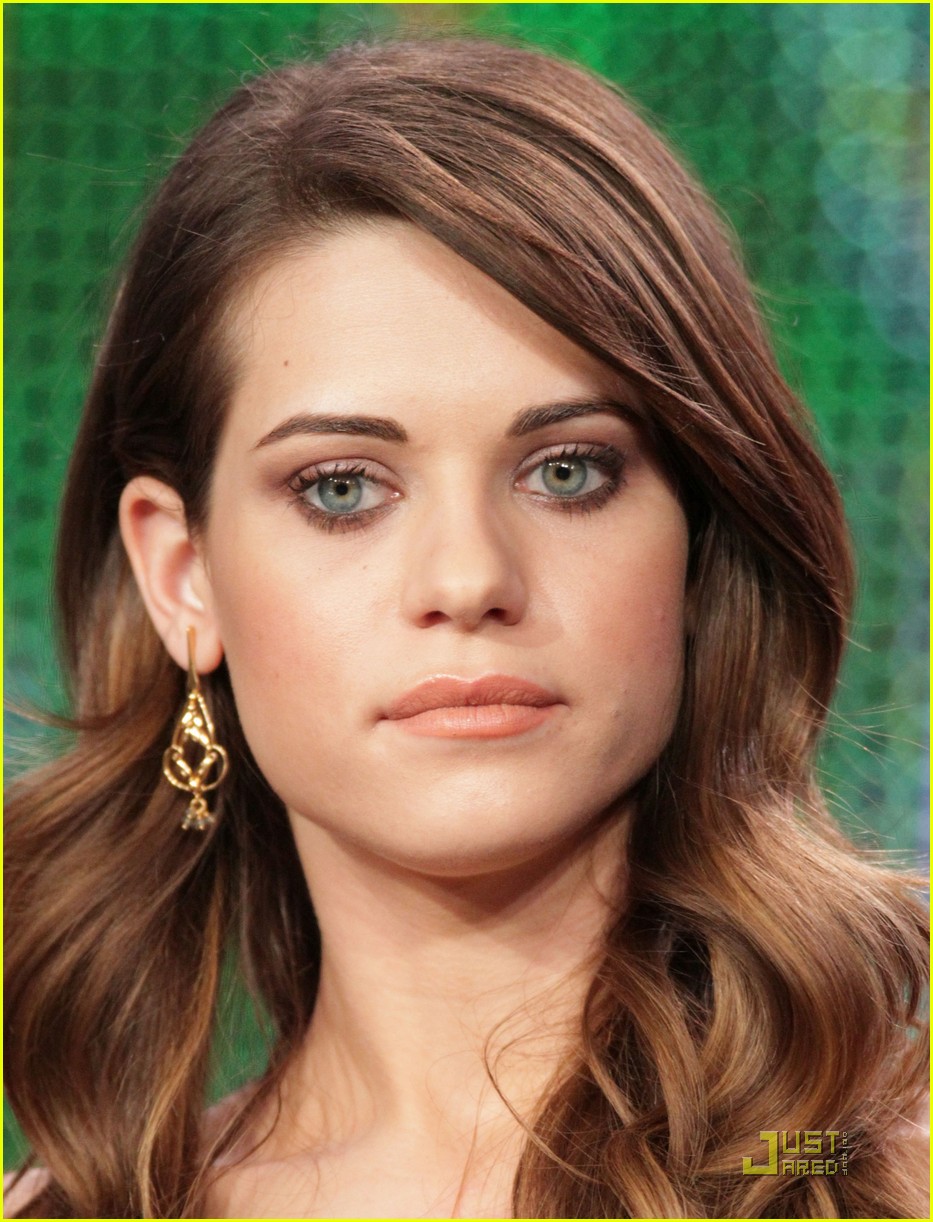  p data-id="gnwq1dhdkb">琳德西·冯塞卡(lyndsy marie fonseca)