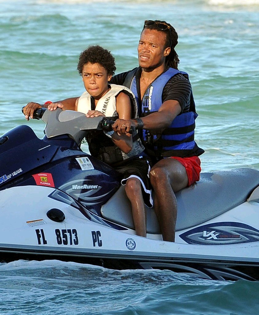  p>埃德加·戴维斯(edgar davids),全名埃德加·斯蒂文·戴维斯(edgar