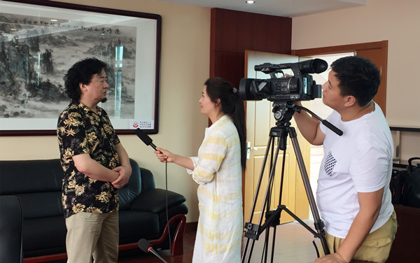  p>张美林, a target="_blank" href="/item/扬州大学艺术学院