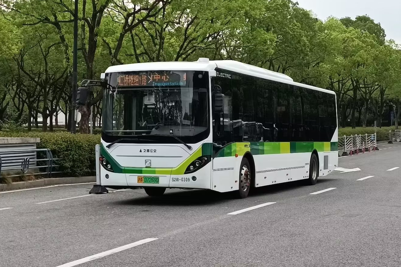 上海公交虹桥枢纽1路