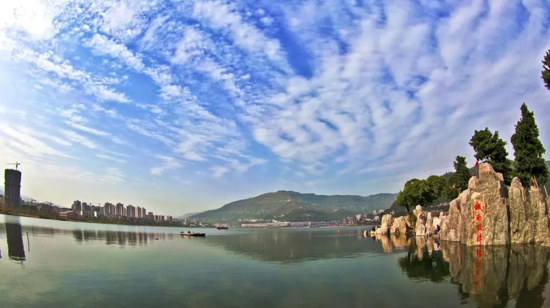 汉丰湖景区