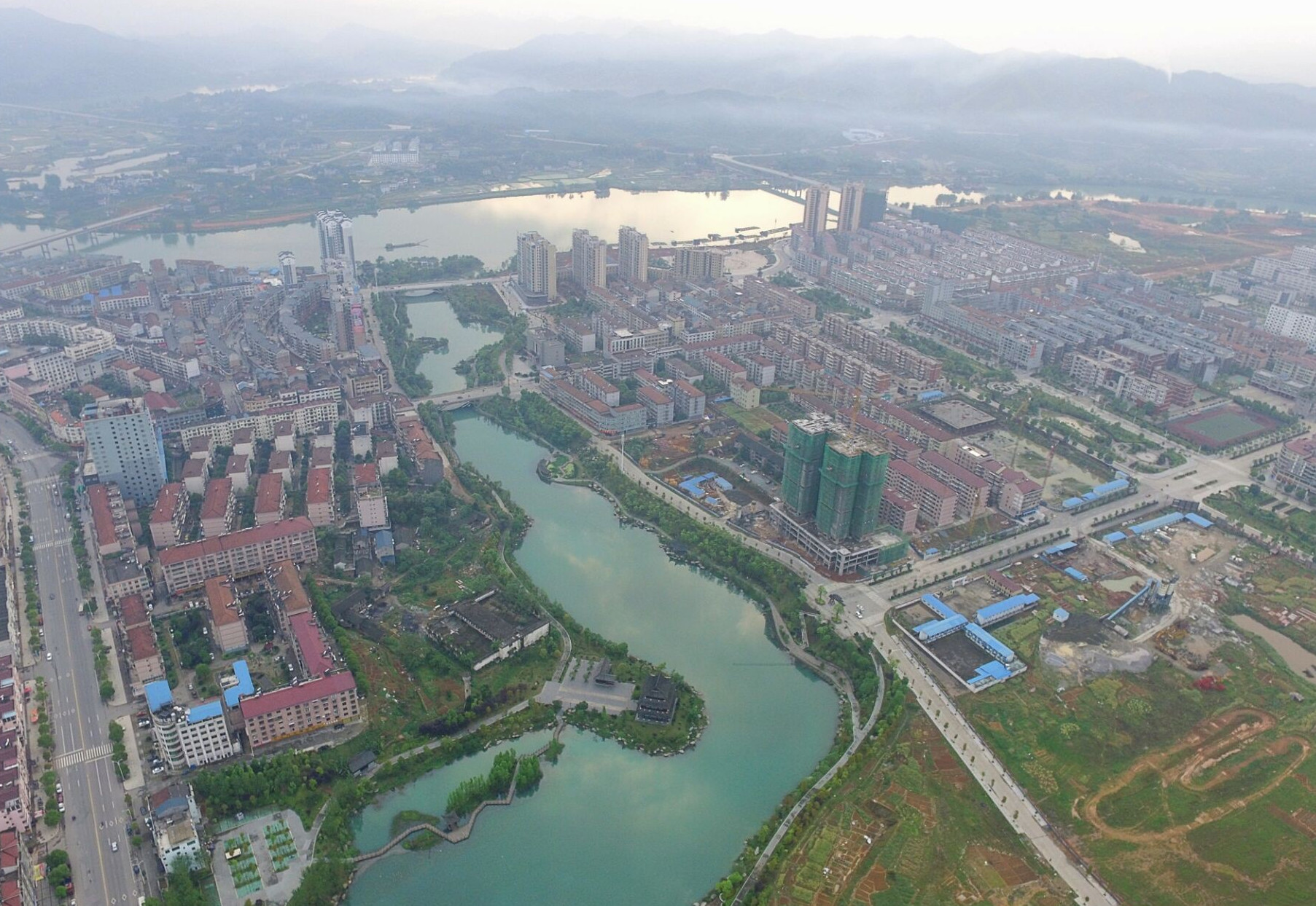  p data-id="go026zkvd2">黔城镇,隶属于湖南省怀化市洪江市,地处 a