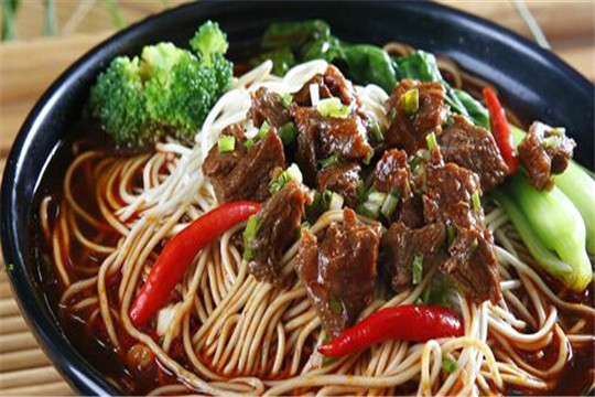 百年面道豆瓣炸酱凉面