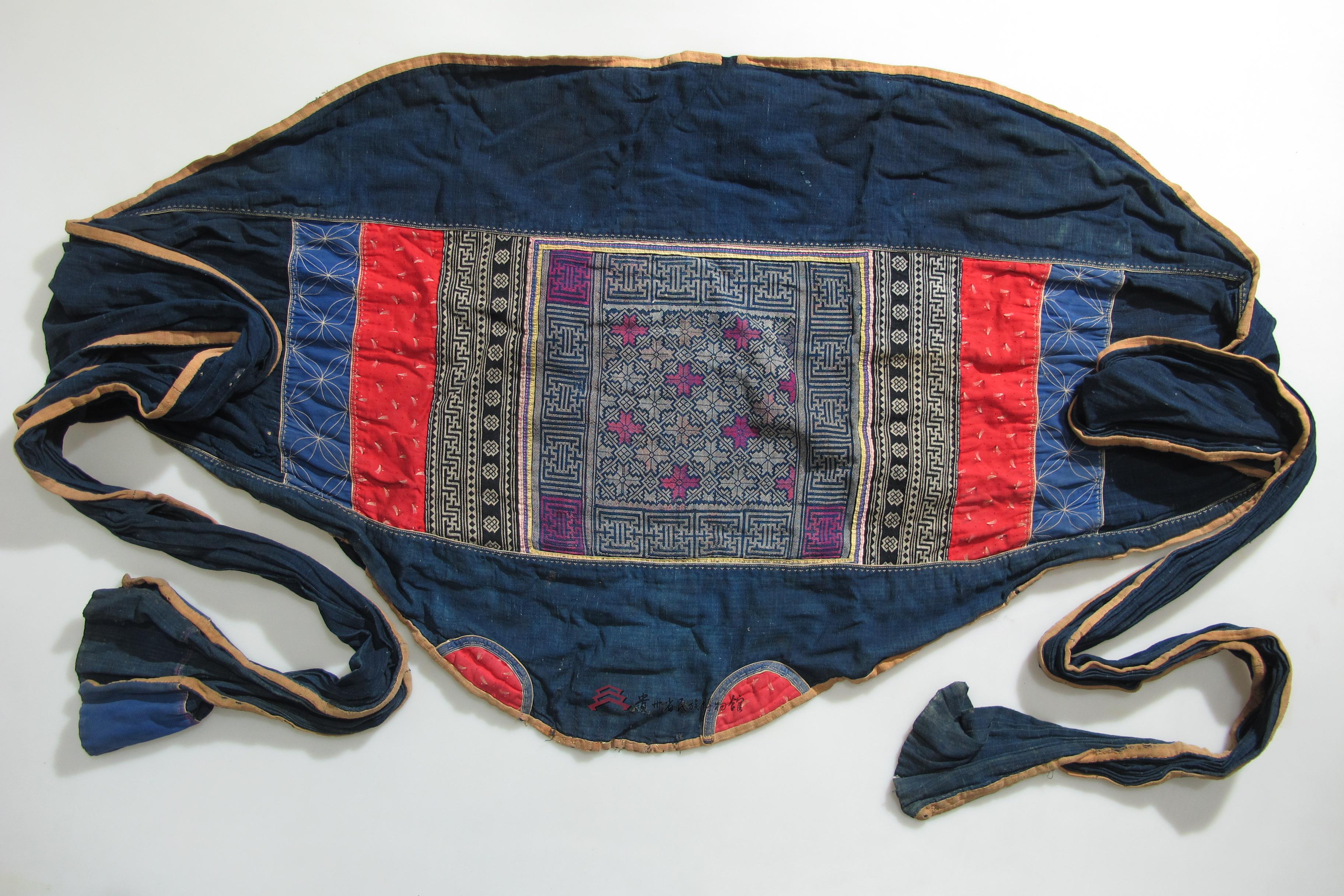 民国广西壮族挑花几何纹背带