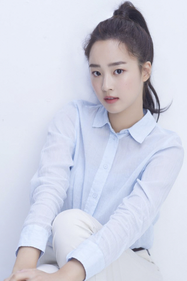  p>崔艺彬(         ,choi ye bin) 1998年