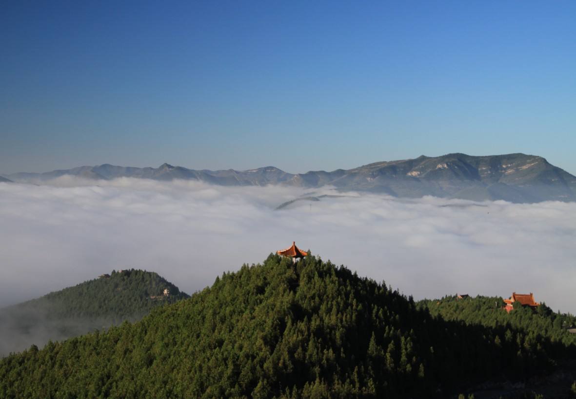 卧龙山自然风景区