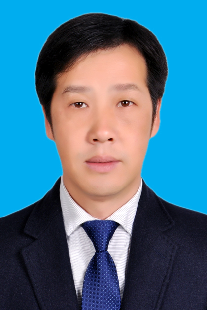  p data-id="swqcqspqfcii">田群,湖北蕲艾堂科技有限公司董事 span