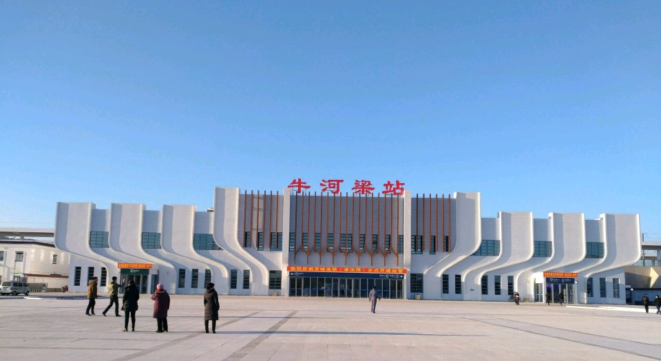  p>牛河梁站(niuheliang railway station),原名凌源南站,位于中国