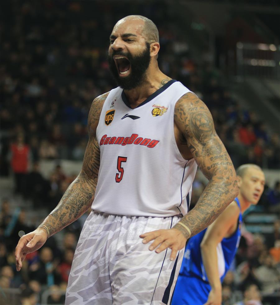  p data-id="gnt4jnmfaf">卡洛斯·布泽尔(carlos boozer),1981年11月