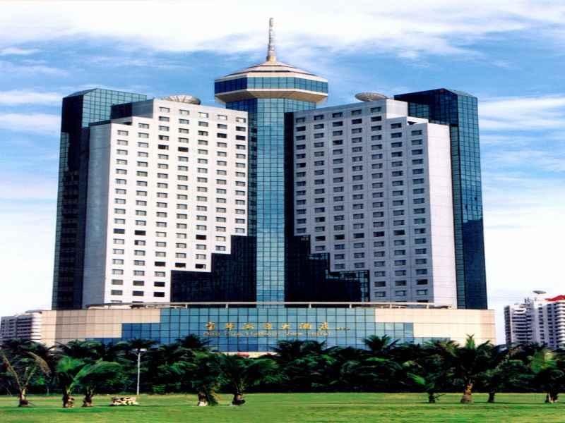 海南宝华海景大酒店
