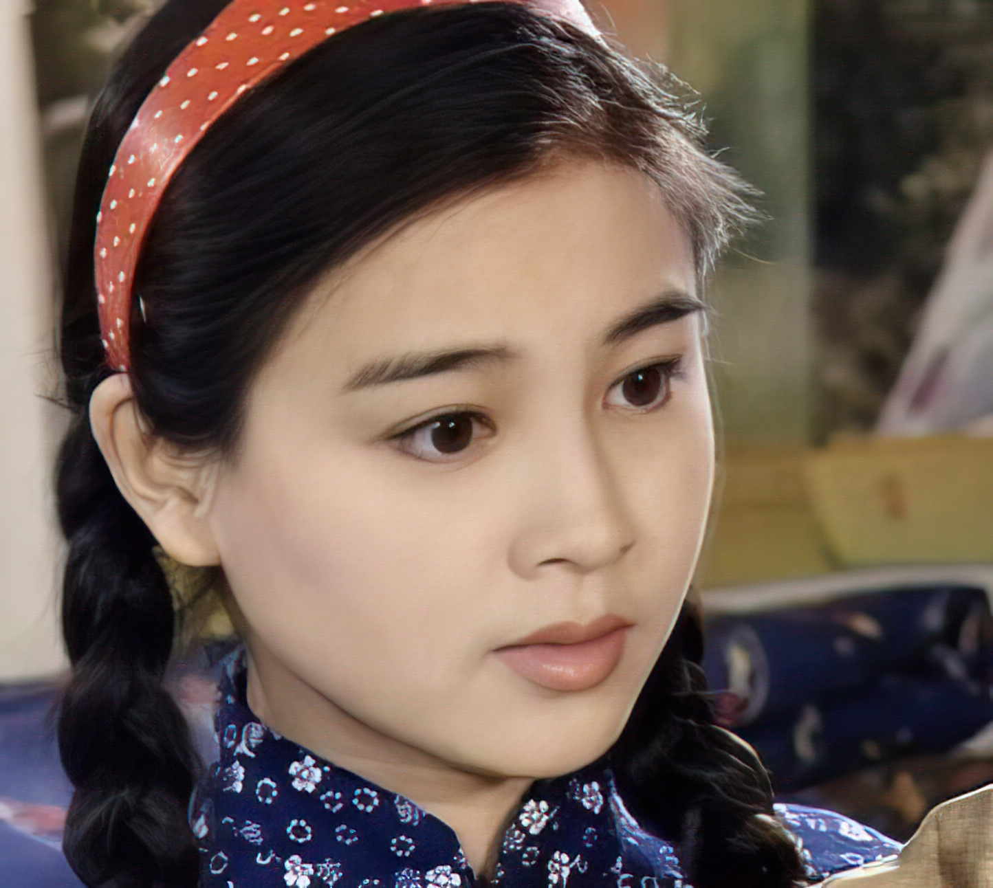 满族,1970年3月13日出生于辽宁省沈阳市,中国内地女演员